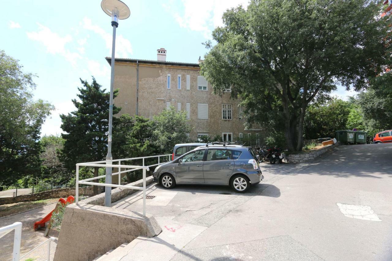 Apartment Krimeja Rijeka Eksteriør billede