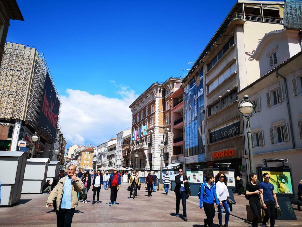 Apartment Krimeja Rijeka Eksteriør billede
